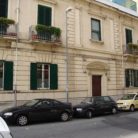 ريجّو دي كالابريا La Maison Des Livres المظهر الخارجي الصورة