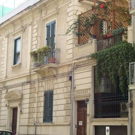 ريجّو دي كالابريا La Maison Des Livres المظهر الخارجي الصورة