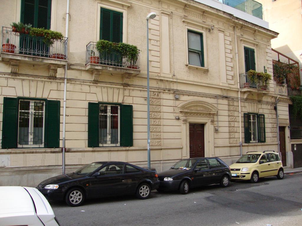 ريجّو دي كالابريا La Maison Des Livres المظهر الخارجي الصورة